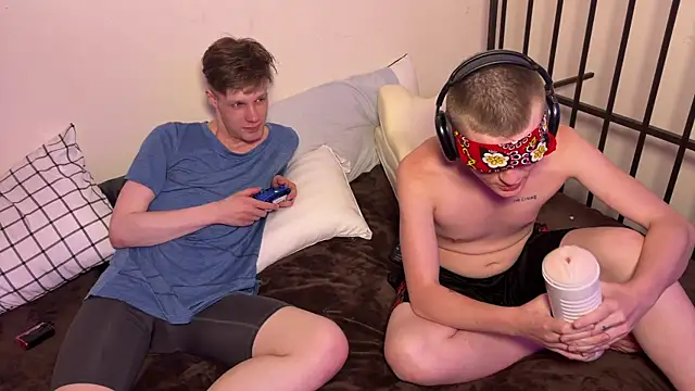 BigIncognitoXXX online show from July 17, 2026, 2:09 am