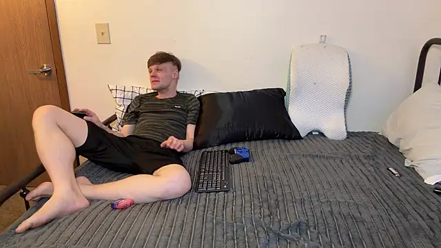 BigIncognitoXXX online show from July 11, 2026, 8:47 am