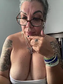 Snapshot of dieseldame1313 chatting on November 9, 2025, 7:40 pm dieseldame1313 online show from November 9, 2025, 7:40 pm