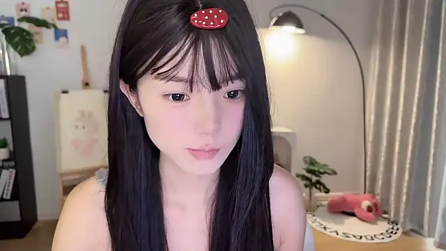 Momo-xx online show from October 2, 2025, 12:03 am