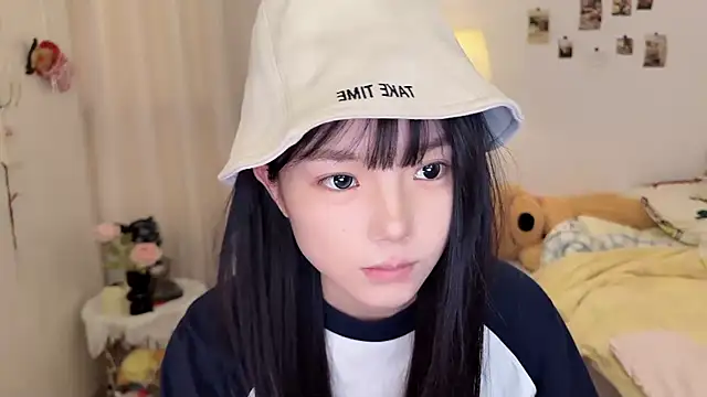 Momo-xx online show from January 11, 2026, 12:50 am