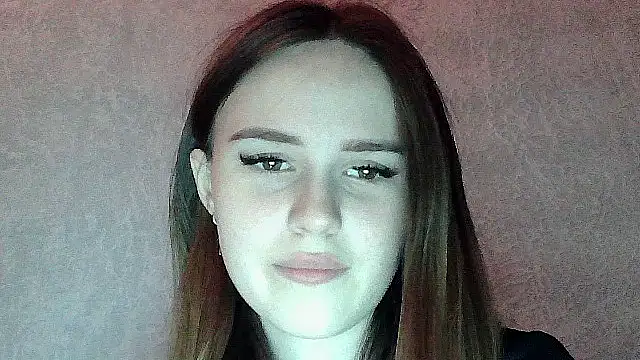 SweetLoraa online show from December 20, 2025, 1:47 pm