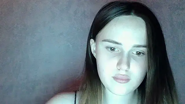 Snapshot of SweetLoraa chatting on July 8, 2026, 7:25 pm SweetLoraa online show from July 8, 2026, 7:25 pm