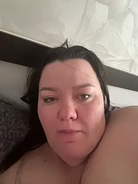 Snapshot of SunnyLeila2101 chatting on February 20, 2026, 6:59 am SunnyLeila2101 online show from February 20, 2026, 6:59 am