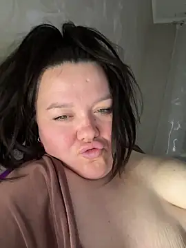 SunnyLeila2101 online show from May 12, 2026, 6:58 pm