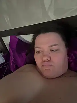 SunnyLeila2101 online show from April 8, 2026, 4:19 pm