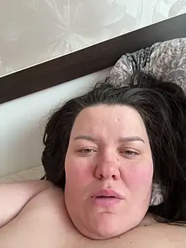 SunnyLeila2101 online show from March 13, 2026, 5:12 am