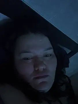 Snapshot of SunnyLeila2101 chatting on January 18, 2026, 5:00 am SunnyLeila2101 online show from January 18, 2026, 5:00 am