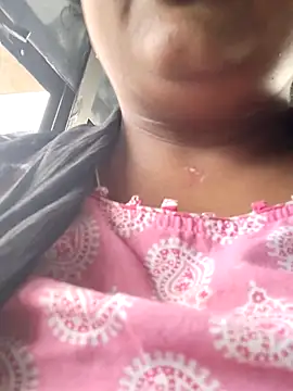 Snapshot of Tamilreethu chatting on October 4, 2025, 3:08 am Tamilreethu online show from October 4, 2025, 3:08 am