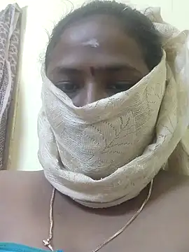 Snapshot of Tamilreethu chatting on November 28, 2025, 5:40 am Tamilreethu online show from November 28, 2025, 5:40 am