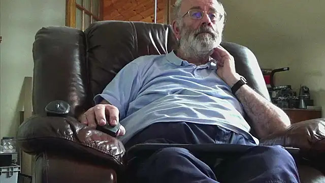 Snapshot of janzer13 chatting on January 18, 2026, 2:09 pm janzer13 online show from January 18, 2026, 2:09 pm