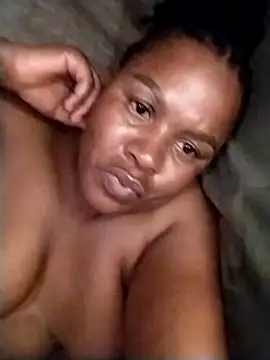 Snapshot of _bev chatting on February 23, 2026, 8:09 pm bev online show from February 23, 2026, 8:09 pm