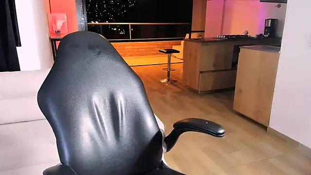 Snapshot of your_babydoll_ chatting on April 15, 2026, 2:50 am your babydoll online show from April 15, 2026, 2:50 am