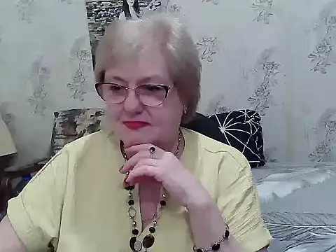 Renata62011 online show from May 10, 2026, 12:20 pm