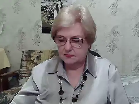 Renata62011 online show from May 27, 2026, 6:32 am