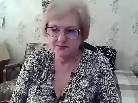 Renata62011 online show from May 9, 2026, 12:08 pm