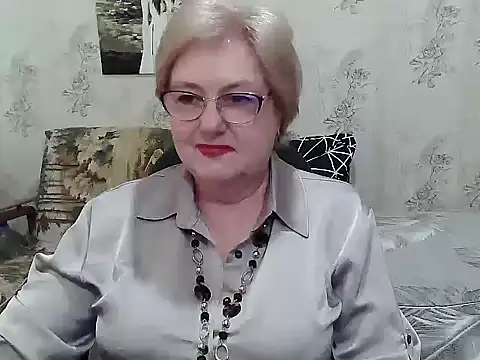 Renata62011 online show from May 18, 2026, 12:54 pm