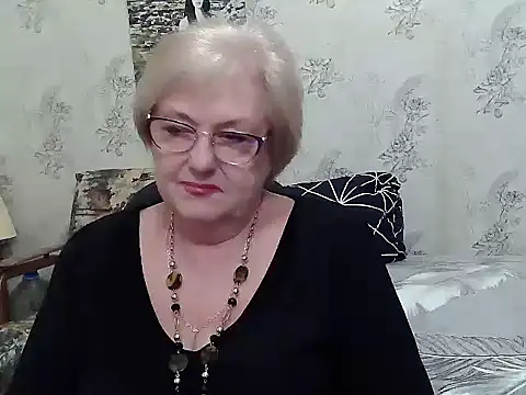 Renata62011 online show from May 11, 2026, 11:44 am