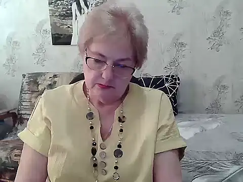 Renata62011 online show from May 15, 2026, 12:14 pm
