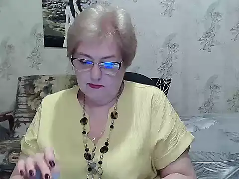Renata62011 online show from May 24, 2026, 5:29 am