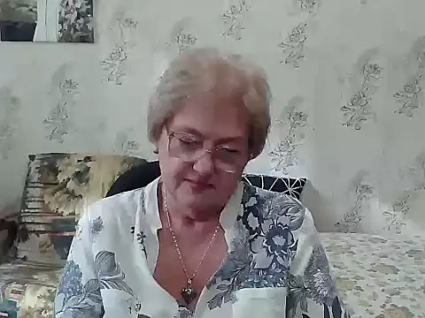 Renata62011 online show from October 6, 2025, 12:17 pm