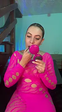 Snapshot of Moon_Blake chatting on April 3, 2026, 1:45 am Moon Blake online show from April 3, 2026, 1:45 am