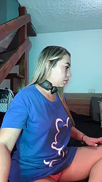 Snapshot of Moon_Blake chatting on March 12, 2026, 2:39 am Moon Blake online show from March 12, 2026, 2:39 am