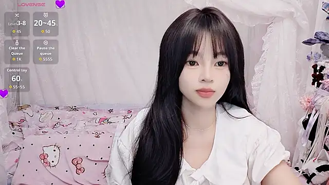 Snapshot of 9aunatiis chatting on April 10, 2026, 6:48 pm 9aunatiis online show from April 10, 2026, 6:48 pm