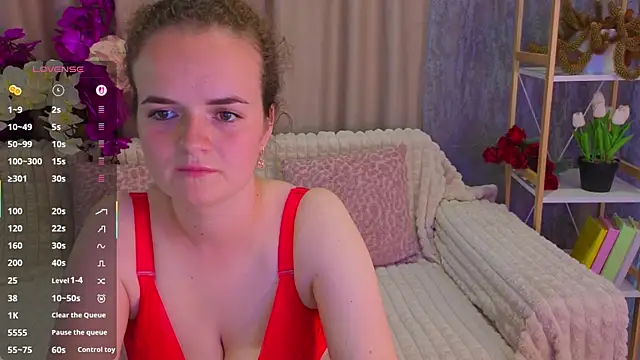 Snapshot of Luisa_Rosee chatting on June 18, 2026, 5:40 pm Luisa Rosee online show from June 18, 2026, 5:40 pm