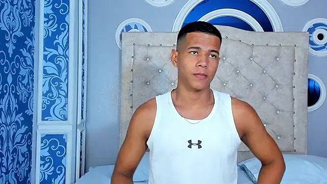 Snapshot of KingStark_ chatting on February 12, 2026, 2:00 am KingStark online show from February 12, 2026, 2:00 am