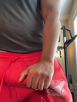 Snapshot of KeYBuMp323 chatting on February 10, 2026, 3:44 pm KeYBuMp323 online show from February 10, 2026, 3:44 pm