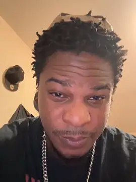 Snapshot of KeYBuMp323 chatting on January 15, 2026, 4:16 am KeYBuMp323 online show from January 15, 2026, 4:16 am