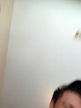 Snapshot of KeYBuMp323 chatting on February 24, 2026, 3:35 pm KeYBuMp323 online show from February 24, 2026, 3:35 pm