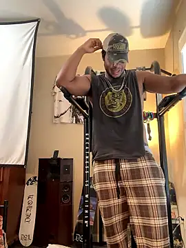 Snapshot of KeYBuMp323 chatting on January 14, 2026, 3:26 pm KeYBuMp323 online show from January 14, 2026, 3:26 pm