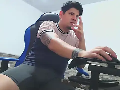 mister cum1999 online show from May 13, 2026, 2:40 am