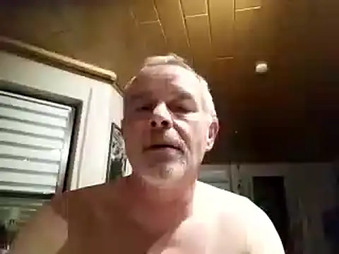 Hoodle-Doodle online show from November 28, 2025, 11:16 pm