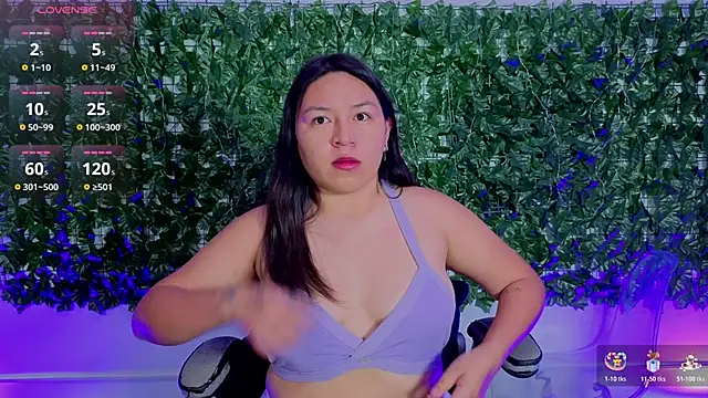 Snapshot of BellaRoux1 chatting on February 2, 2026, 12:04 pm BellaRoux1 online show from February 2, 2026, 12:04 pm