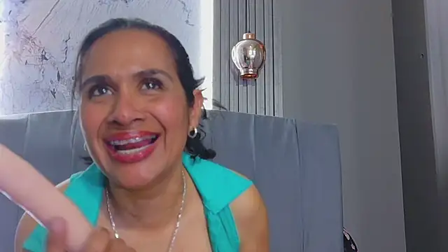 Vanessa 7  online show from May 16, 2026, 1:15 am