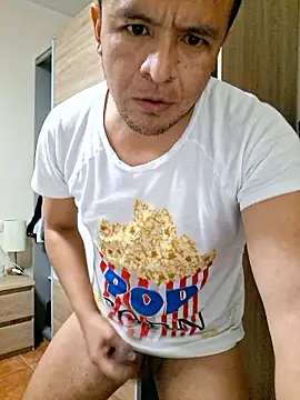 PeruvianPercasHot online show from January 14, 2026, 9:29 pm