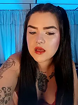 Snapshot of Freya_Astrid chatting on September 9, 2025, 5:50 am Freya Astrid online show from September 9, 2025, 5:50 am