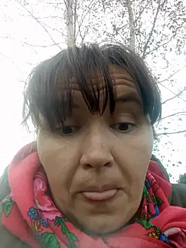 Romashka33011 online show from October 6, 2025, 6:47 am