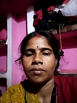 Hot nenaa online show from September 18, 2025, 5:27 pm