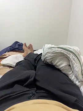 bigbulllaksh online show from October 14, 2025, 5:57 pm