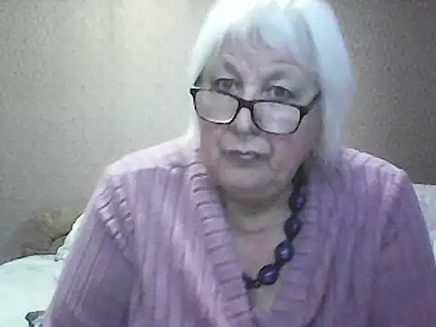 Snapshot of Alexia64231 chatting on September 18, 2025, 9:12 am Alexia64231 online show from September 18, 2025, 9:12 am