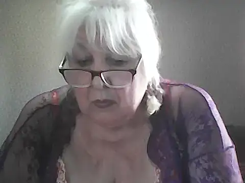 Snapshot of Alexia64231 chatting on May 23, 2026, 4:55 am Alexia64231 online show from May 23, 2026, 4:55 am