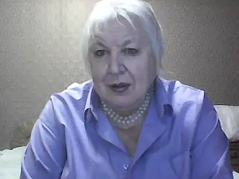 Snapshot of Alexia64231 chatting on September 10, 2025, 2:32 am Alexia64231 online show from September 10, 2025, 2:32 am