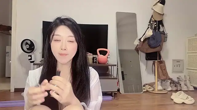 Snapshot of Puppy-520 chatting on September 15, 2025, 1:55 pm Puppy-520 online show from September 15, 2025, 1:55 pm