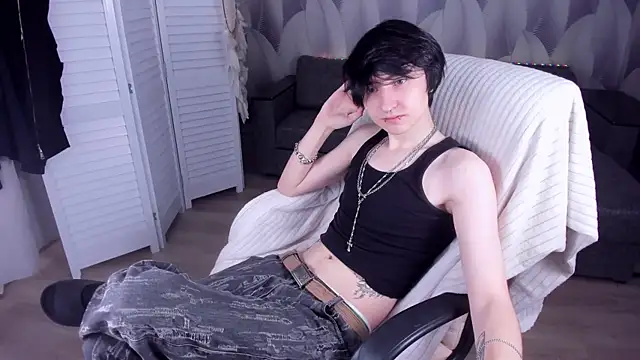 Snapshot of Noah_Hilles chatting on September 17, 2025, 1:46 pm Noah Hilles online show from September 17, 2025, 1:46 pm