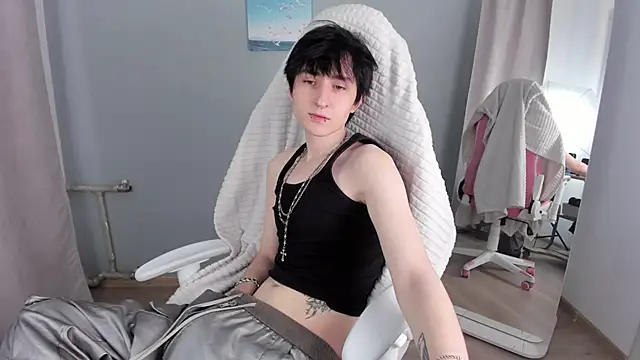 Snapshot of Noah_Hilles chatting on September 28, 2025, 12:45 pm Noah Hilles online show from September 28, 2025, 12:45 pm
