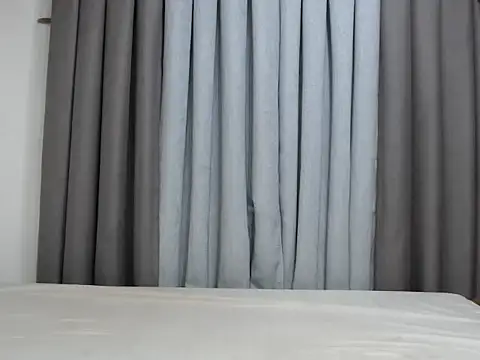 hot emman online show from October 29, 2025, 5:39 am